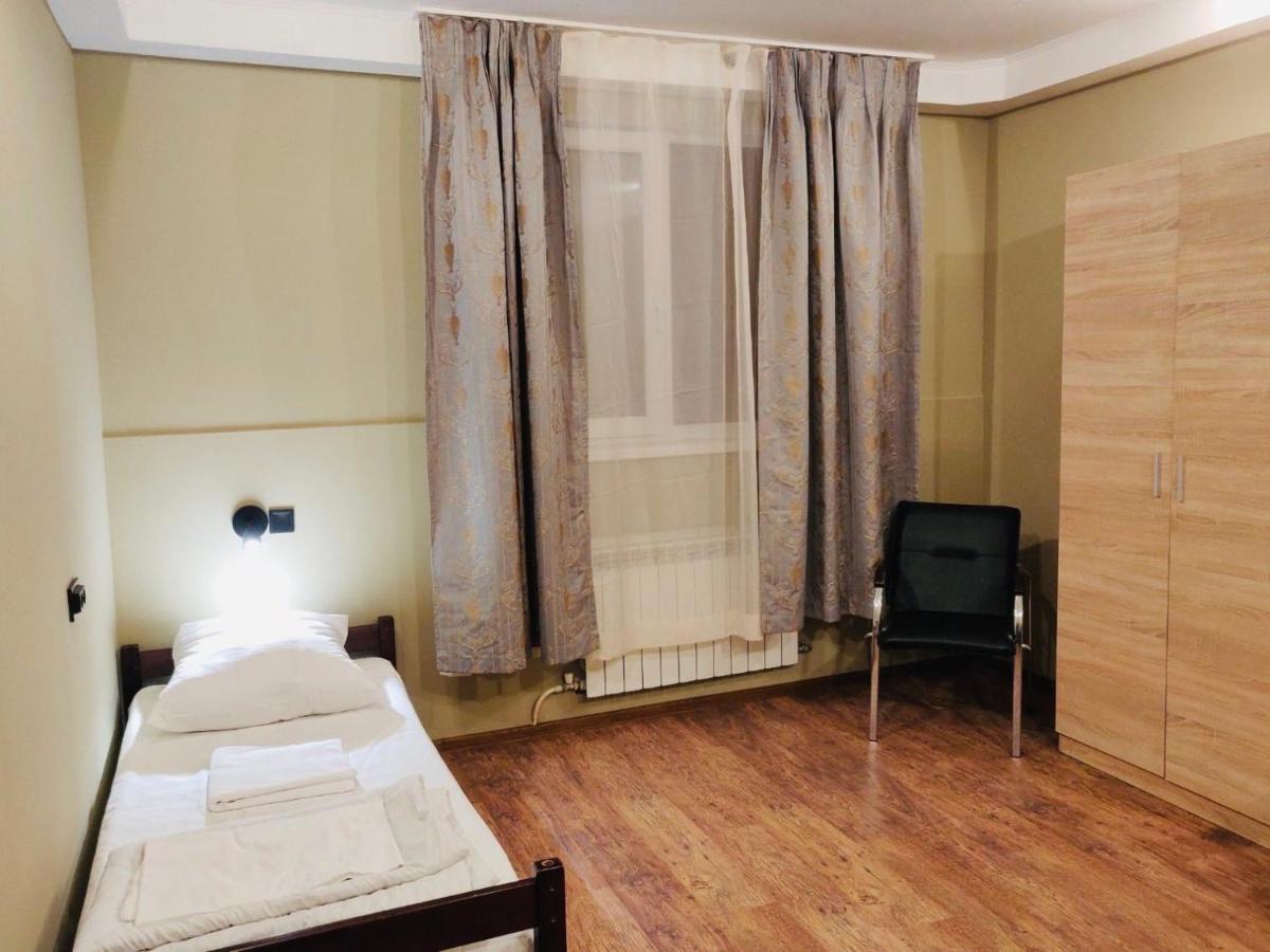 Pallet Hostel Kiev Eksteriør billede