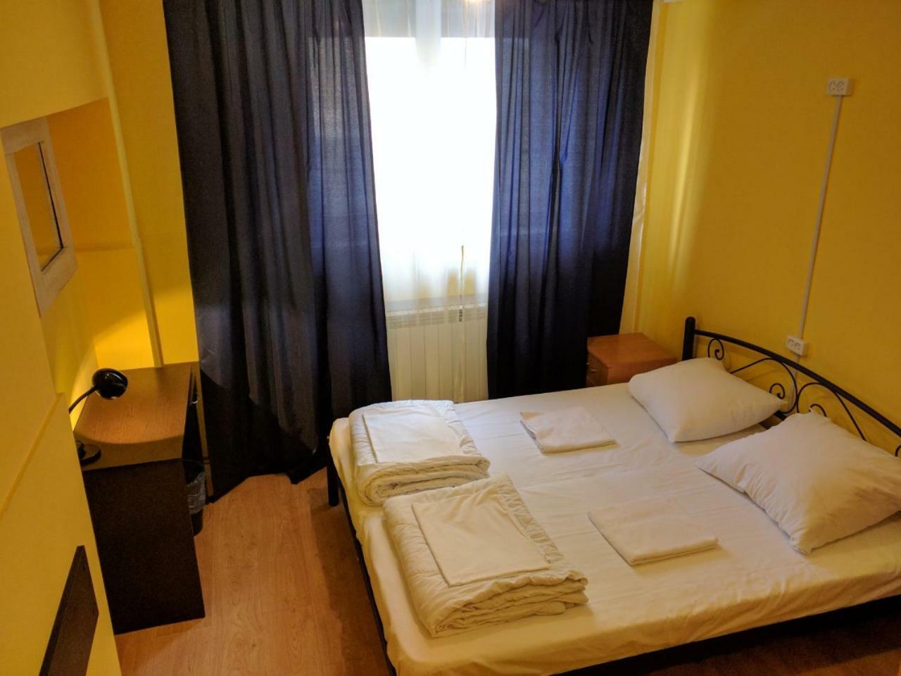Pallet Hostel Kiev Eksteriør billede